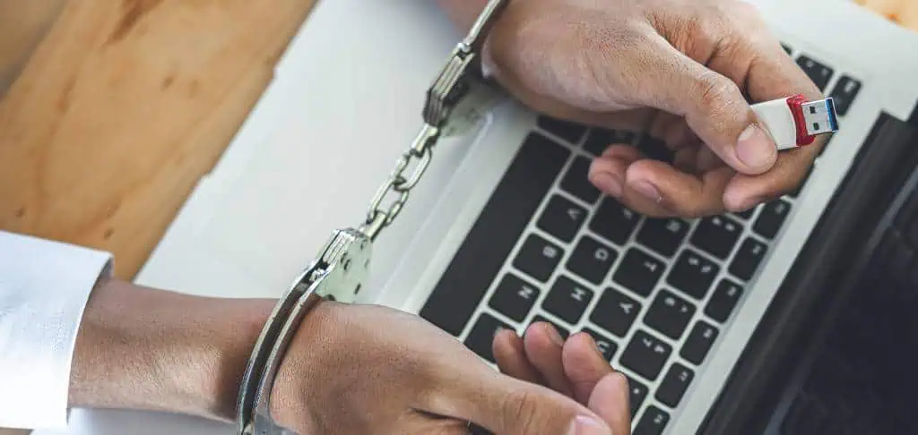 Difamación en redes sociales