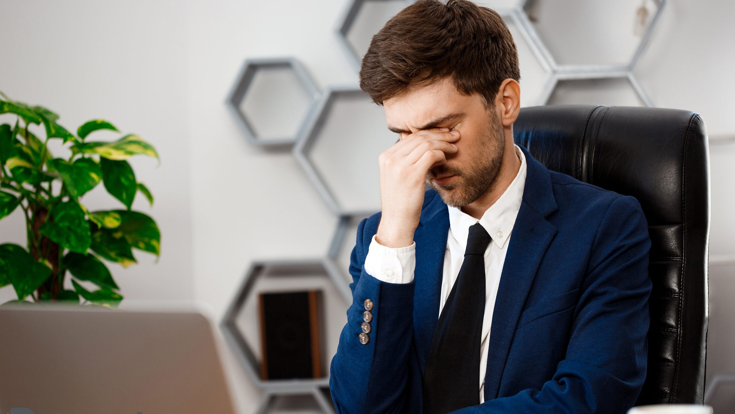 Imagen con logo para blog6concurso scaled